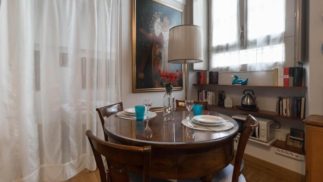 Italianway - Santa Maria Fulcorina 11 Apartment Milan Bagian luar foto